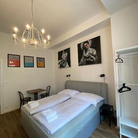 Prahabel - C10 Apartment ภายนอก รูปภาพ