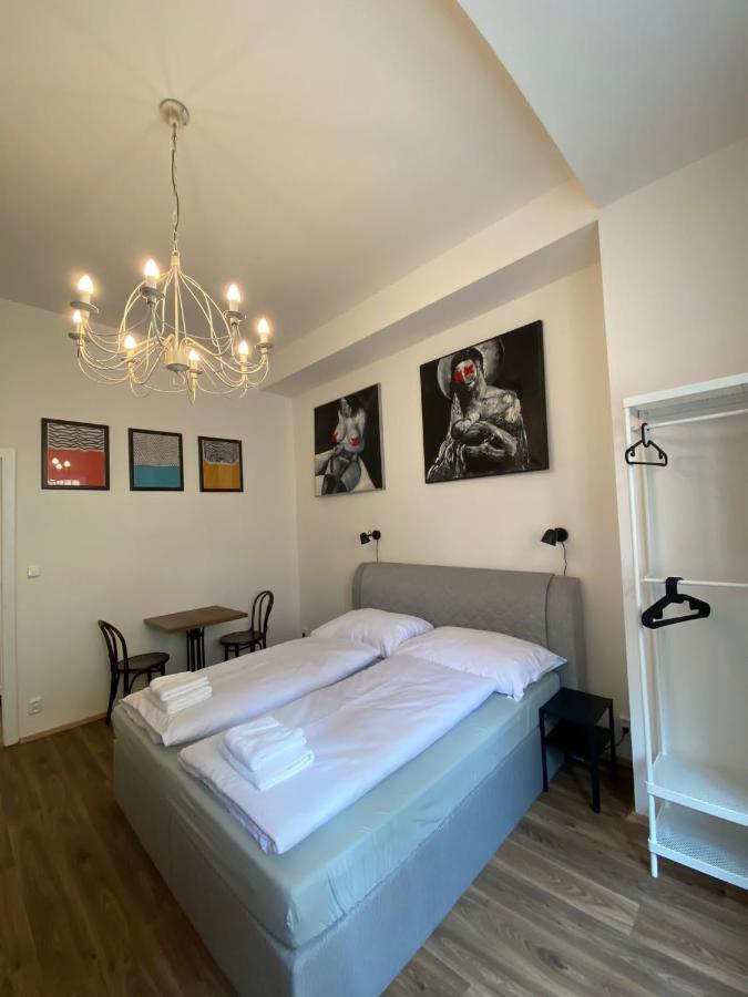 Prahabel - C10 Apartment ภายนอก รูปภาพ